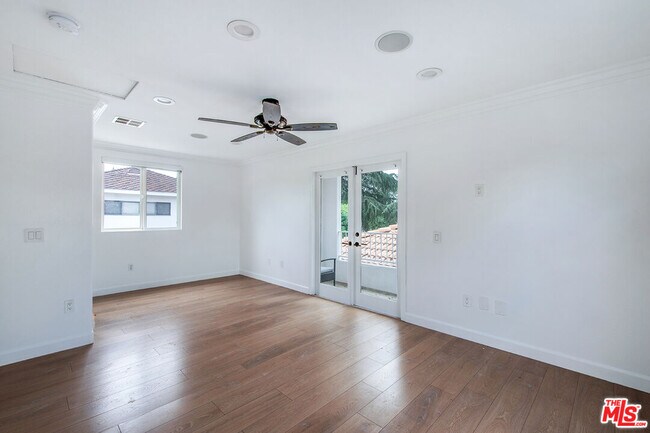 Building Photo - 14828 Morrison St