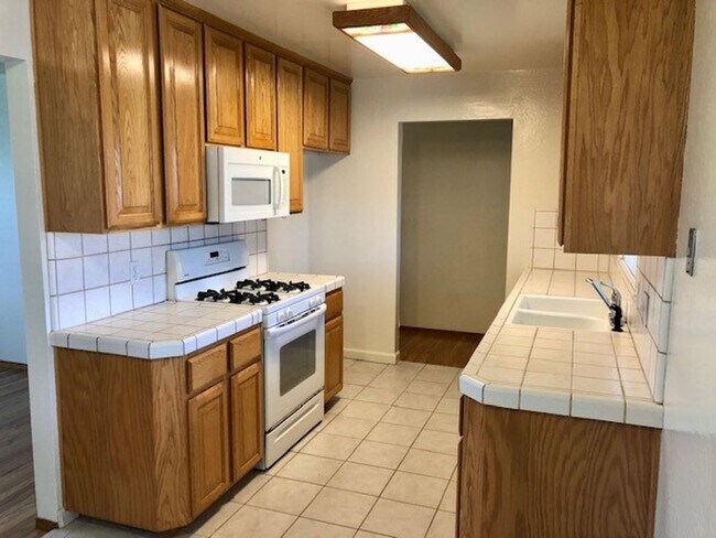 Building Photo - 7512 Wachtel Way