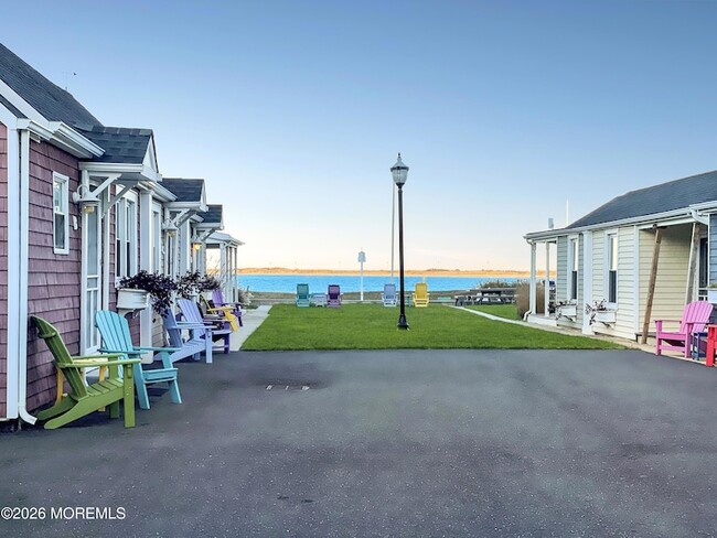 Building Photo - 54 5th St