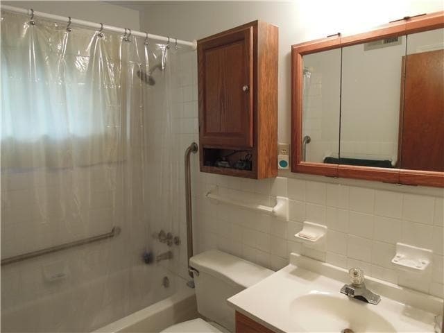 Building Photo - 6300 Heathcliff Cove