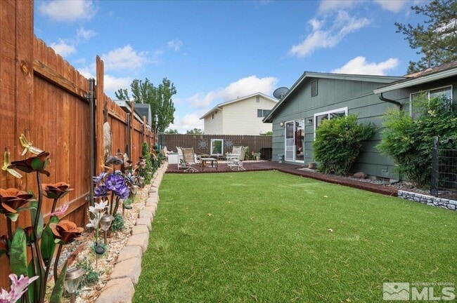 Building Photo - 968 Rio Vista Dr