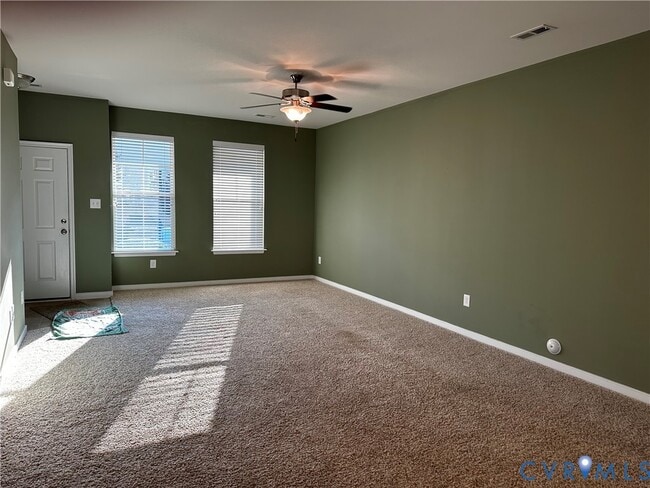 Building Photo - 8213 Center Path Ln