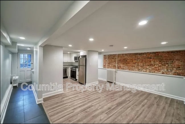 Building Photo - 1203 Clifton St NW