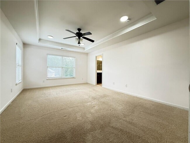 Building Photo - 279 Pendergast Dr SW