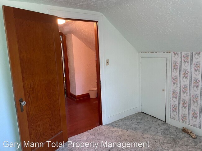 Building Photo - 4 br, 2 bath House - 50 Fir ST S