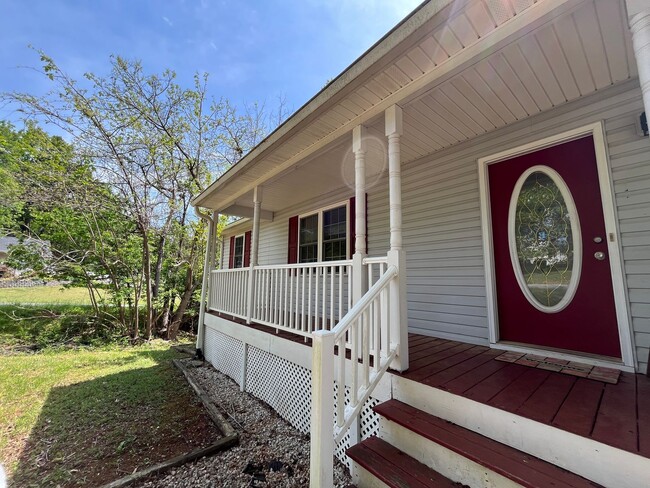 Primary Photo - Ranch House in Bedford County-Hawkins Mill...