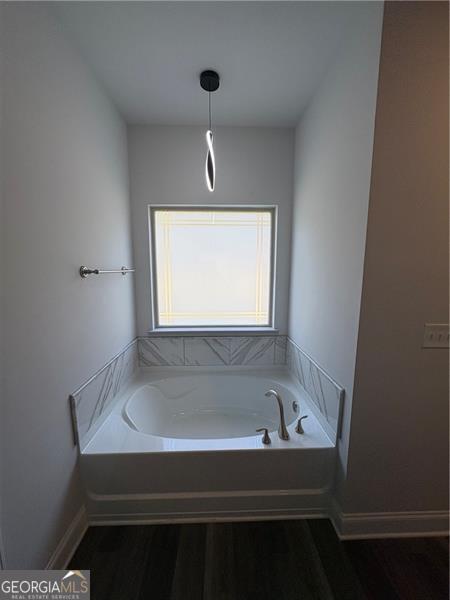 Building Photo - 1838 Abbey Rd