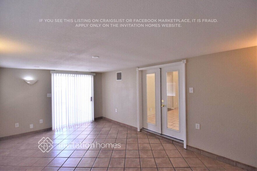 Building Photo - 502 Landmark Ln