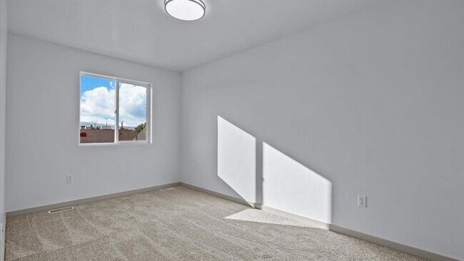 Building Photo - Brand-New Construction Townhome in Orchard Mesa!