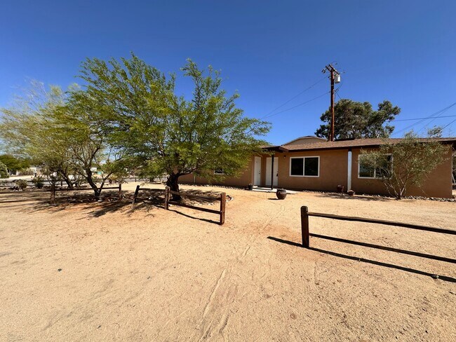 Building Photo - 6610 Park Blvd