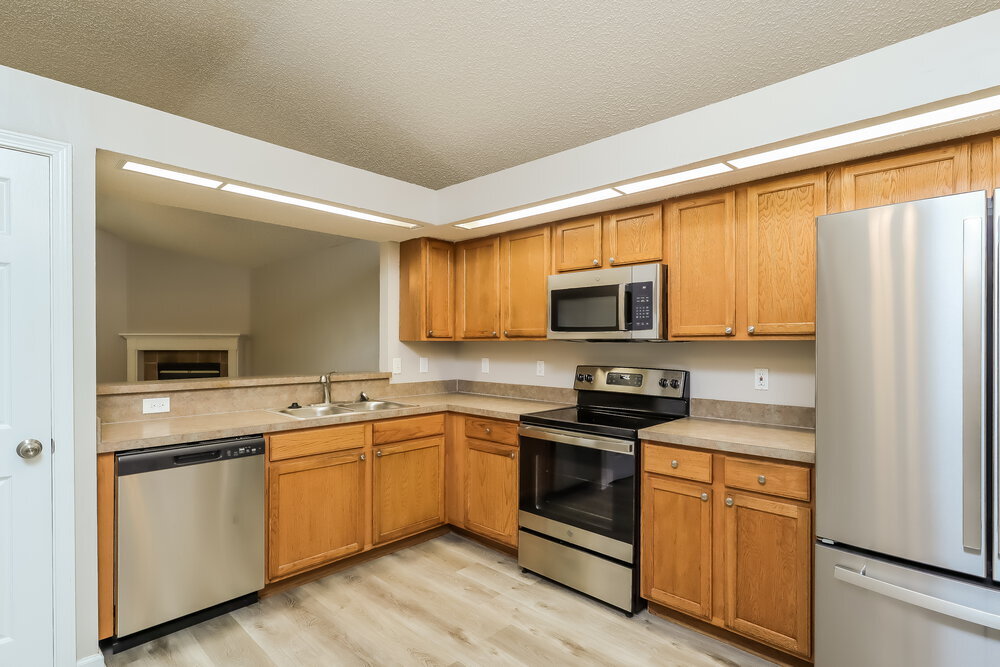 Building Photo - 2978 Centerwood Dr N