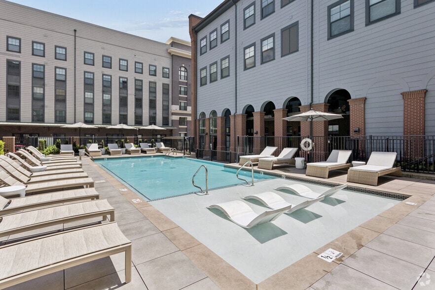 Pool - LC Germantown