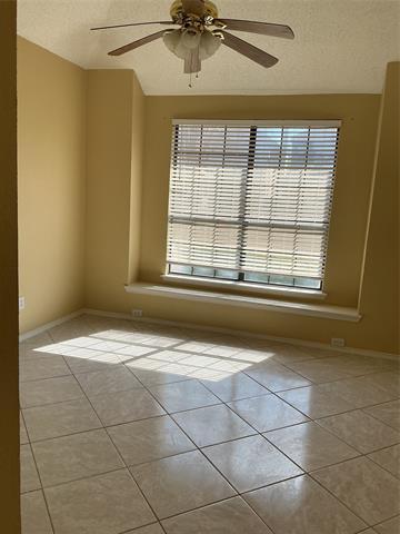 Building Photo - 6027 Homestead Ct