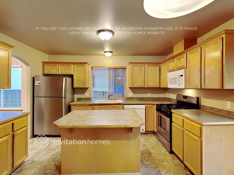 Building Photo - 6620 149th St Ct E