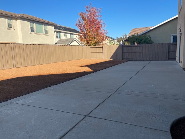 Building Photo - 9748 Collie Way