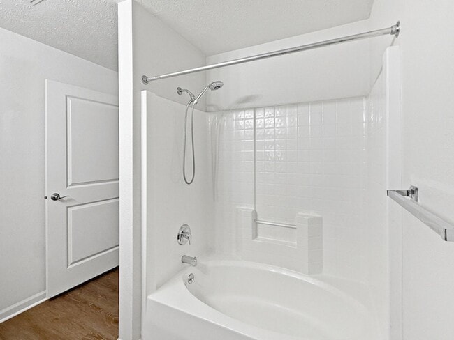 Building Photo - Luxurious Lakeside Living: Spacious 2-Bedroom Retreat starting at $1279