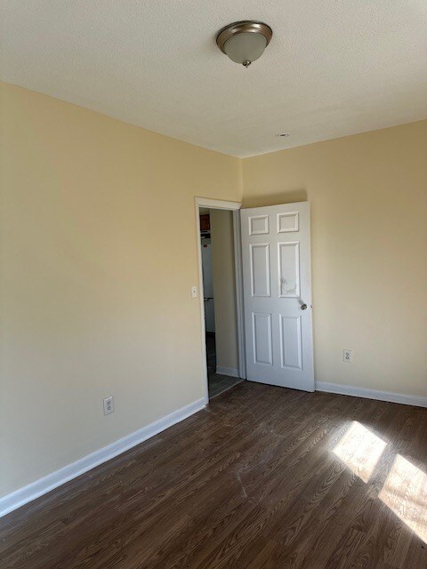 Building Photo - irion