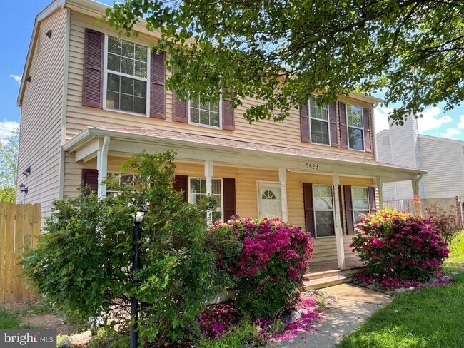 Building Photo - 5823 Riverside Dr