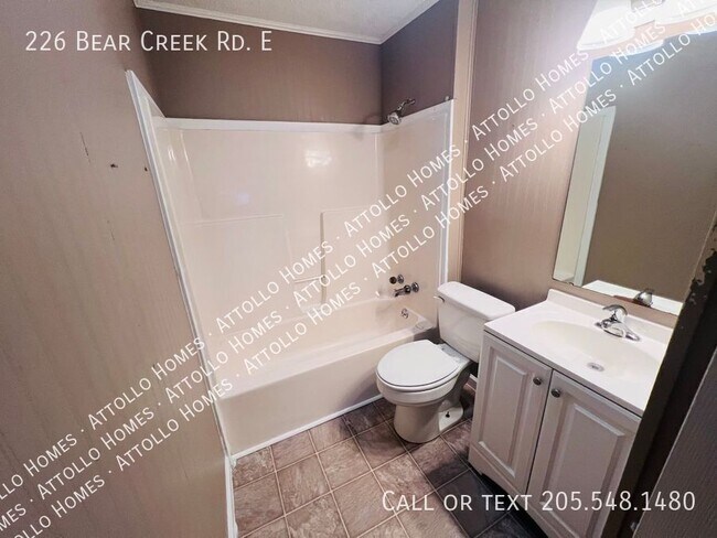Building Photo - 226 Bear Creek Rd E