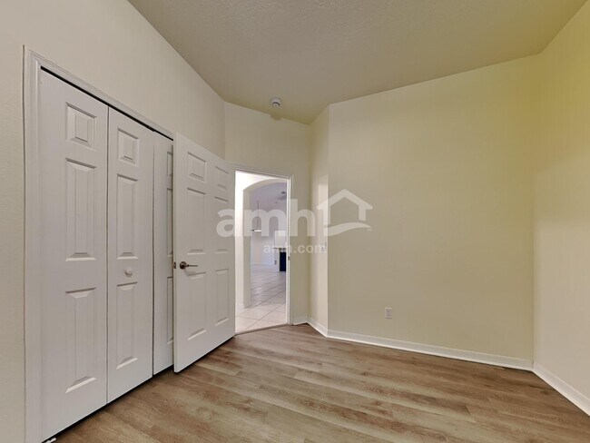 Building Photo - 11906 Timberhill Dr