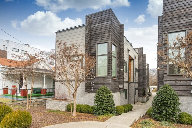 Building Photo - 1064B 2nd Ave S