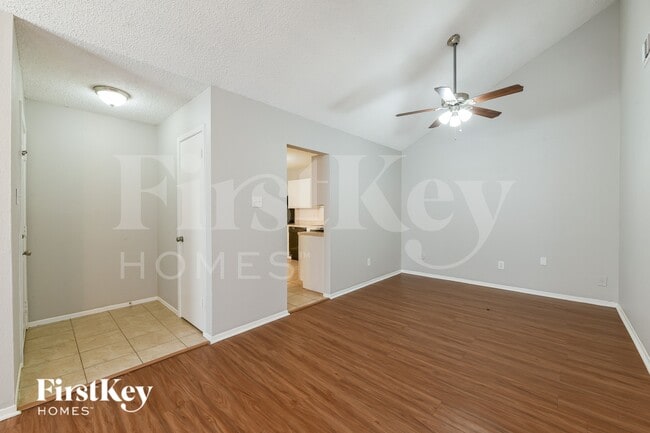 Building Photo - 13630 Alon Ln
