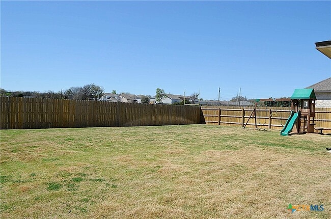 Building Photo - 1716 Friesian Lp