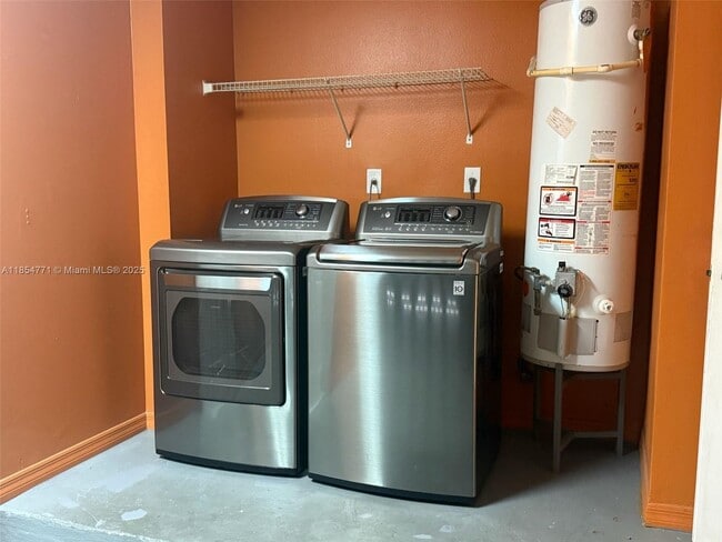Building Photo - 15801 SW 85th St