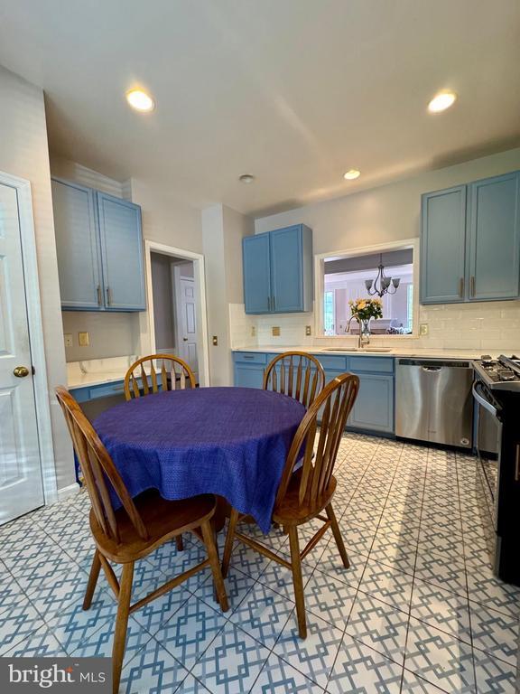 Building Photo - 11815 Limoux Pl