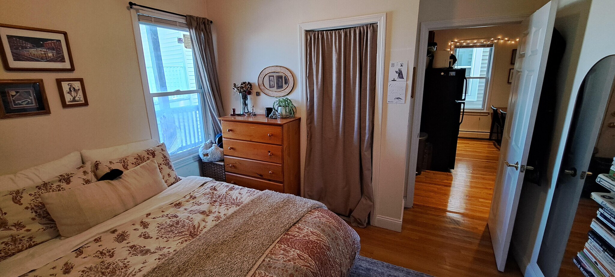 Building Photo - 143 Hillside St