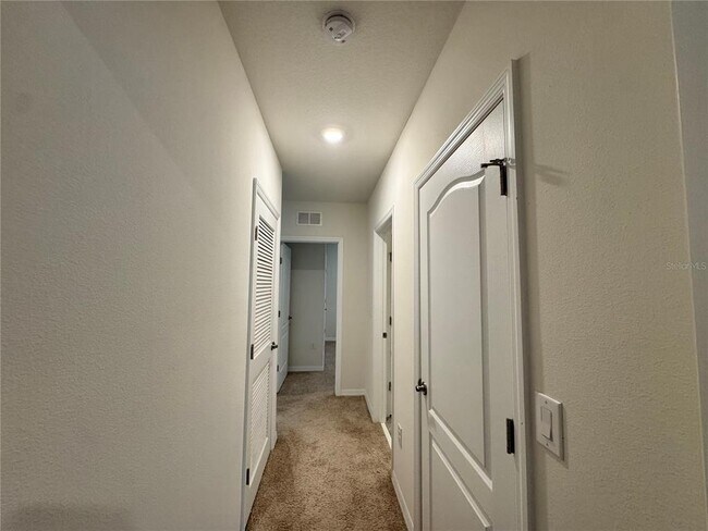 Building Photo - 5849 Arlington River Dr.