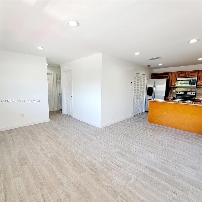 Building Photo - 13271 SW 17th Ln