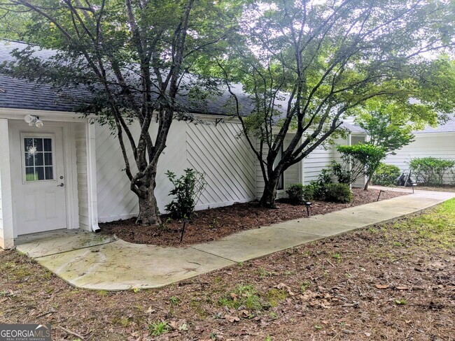 Building Photo - 101 Cornflower Ct
