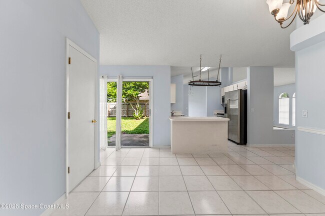 Building Photo - 3537 Egret Dr
