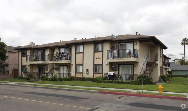 Primary Photo - 200 N Citron St