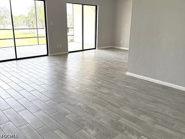 Building Photo - 4728 Orange Grove Blvd