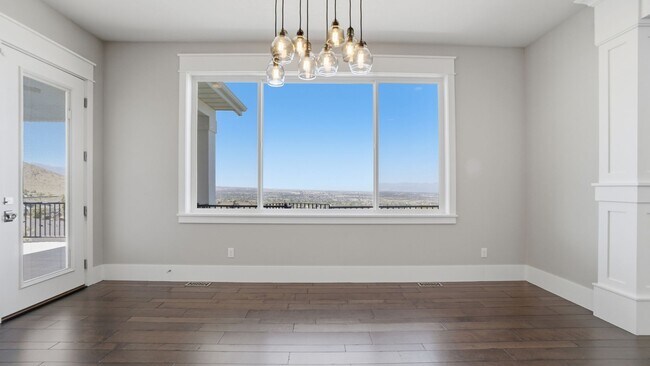 Building Photo - Luxurious Herriman 6 Bed with Indoor Court, Theater & Stunning Views!!!