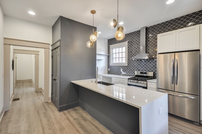 Building Photo - Beautifully Updated 1bd/1ba Condo in Midto...