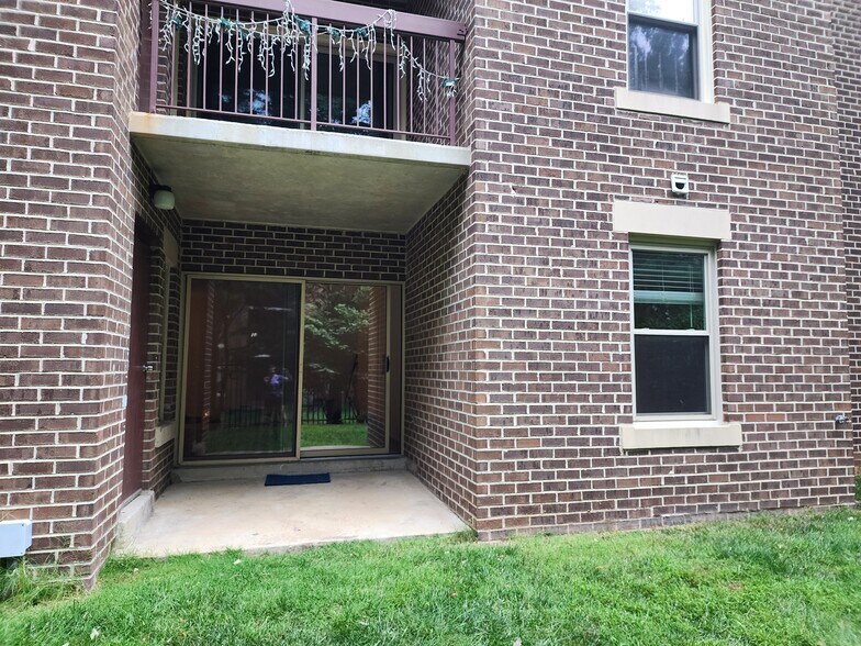 Patio - 7908 Pearlbush Dr