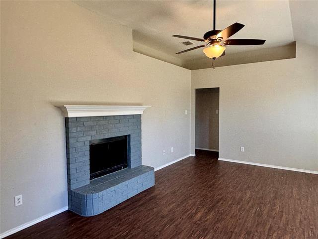 Building Photo - 225 Amherst Dr