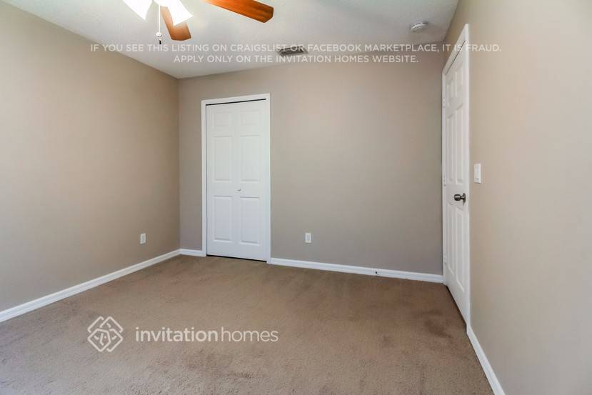 Building Photo - 3544 SW Hale St