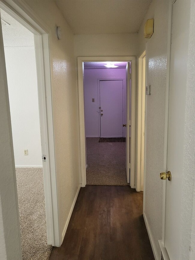 Building Photo - 1209 Avondale Ct