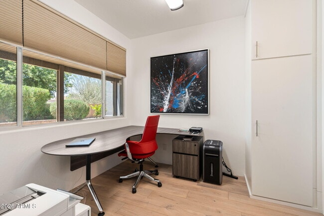 Building Photo - 25810 N Abajo Dr