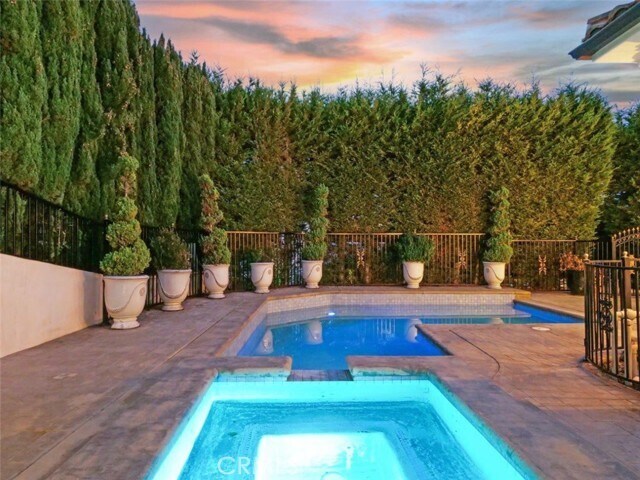 Building Photo - 30150 Palos Verdes Dr W