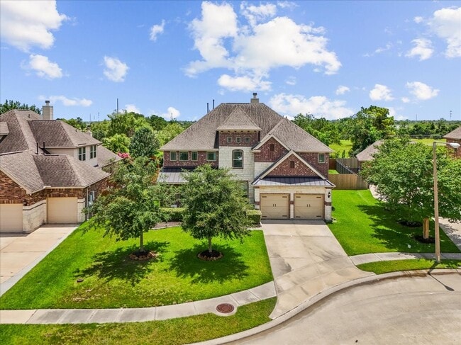 Building Photo - 2932 Hawkins Creek Ln