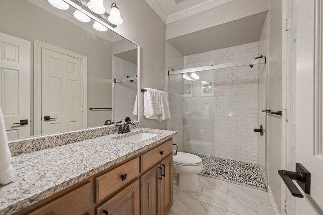 Building Photo - 208 Highpoint Cir