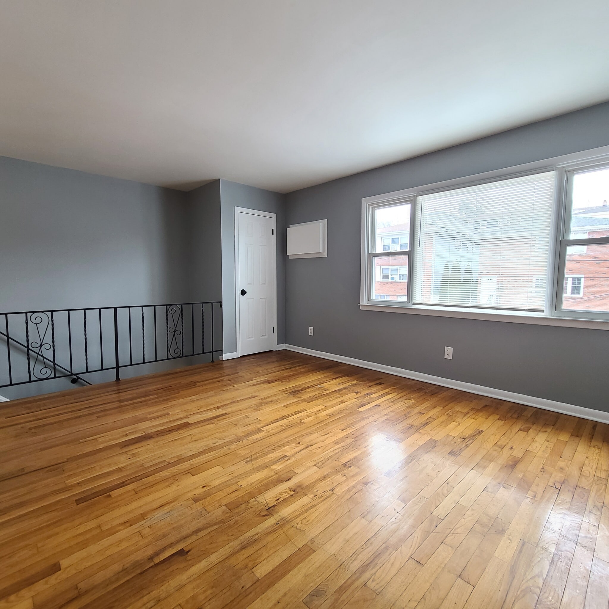 Building Photo - 5211 Cottage Ave