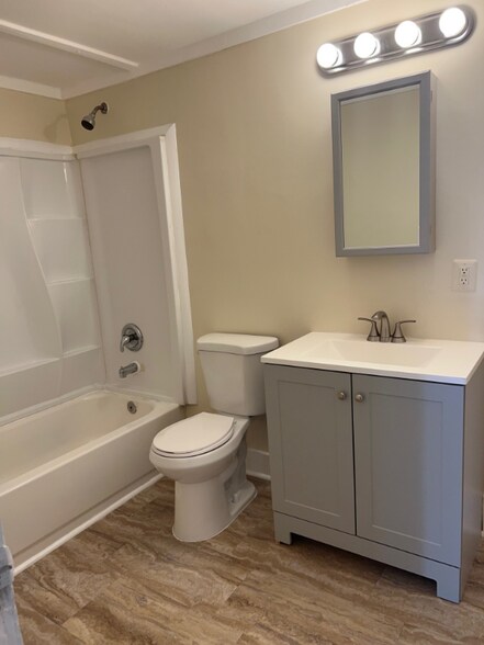 Building Photo - 2800 Orleans St