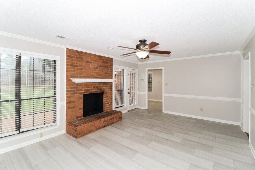 Building Photo - 6500 Baird Ln