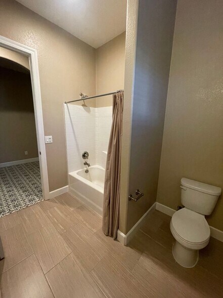 Building Photo - 1210 Wildcat Dr